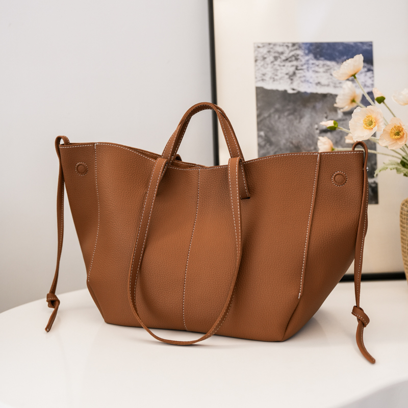 Luxury Bags Trend 2025 - 대용량 가죽 지퍼 여성 토트백 고품질