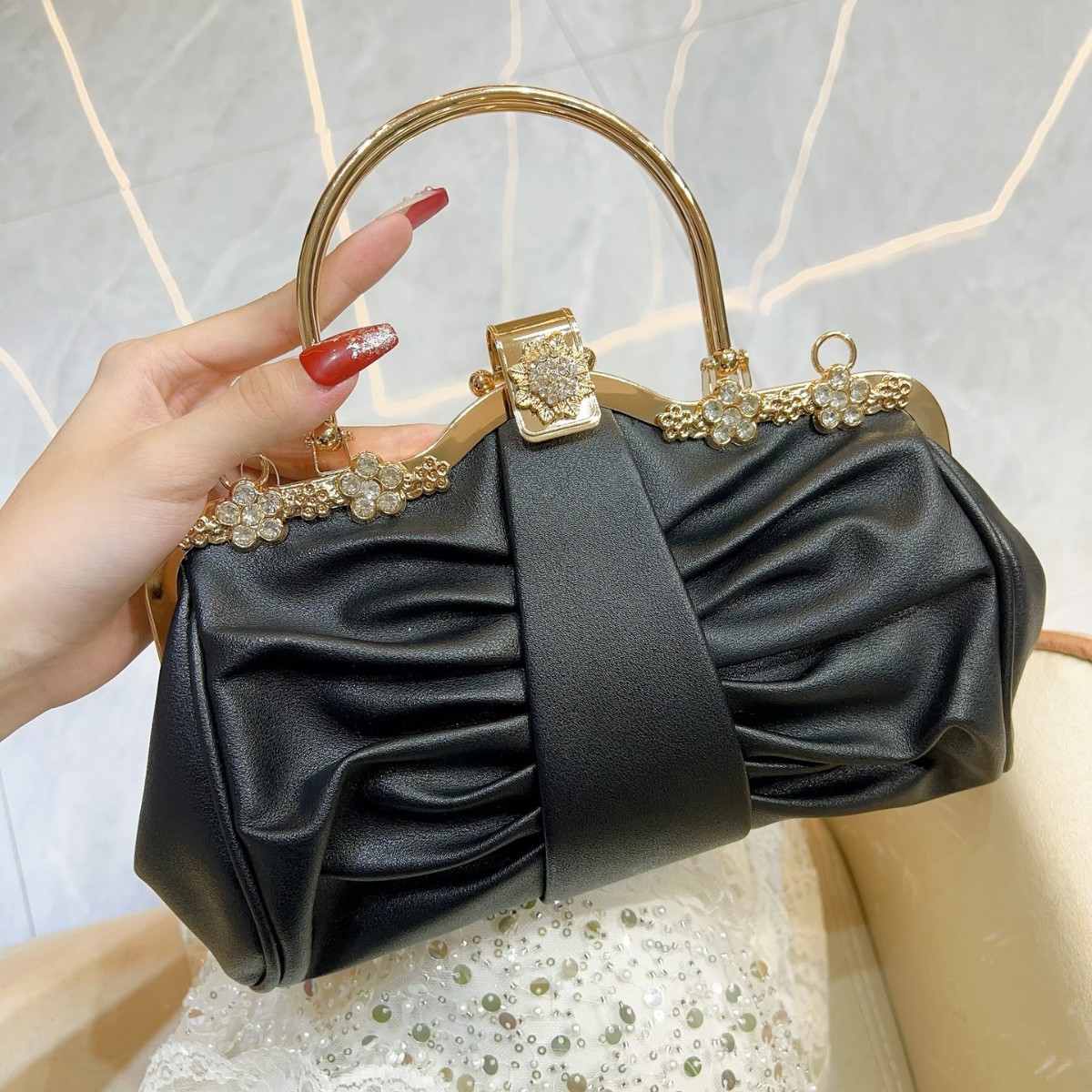 2025 럭셔리 하이엔드 파티 클라우드 여성용 이브닝  - Luxury Bags Trend 2025 리뷰 및 가격