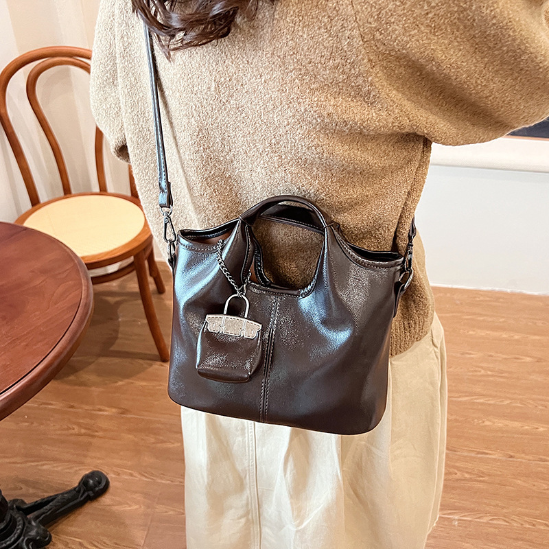 고품질 인기 도매 니치 디자인 레트로 패션 겨드랑이 크 - Luxury Bags In China Wholesale 리뷰 및 가격