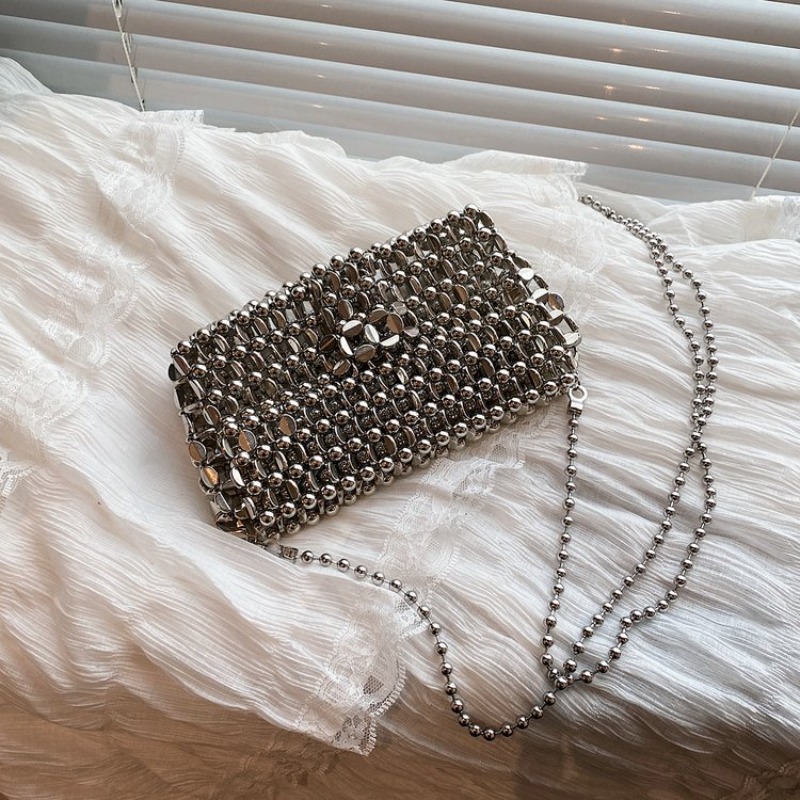 PU 고급스러운 느낌의 단색 이브닝 백, 홀로우 아웃  - Luxury Bags Trend 2025 리뷰 및 가격